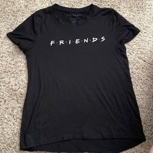 Friends T shirt size small